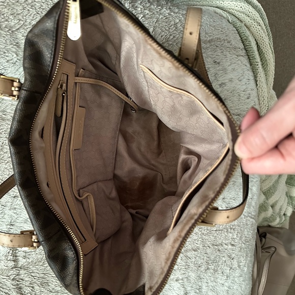 MK Tote Bag - Picture 5 of 6